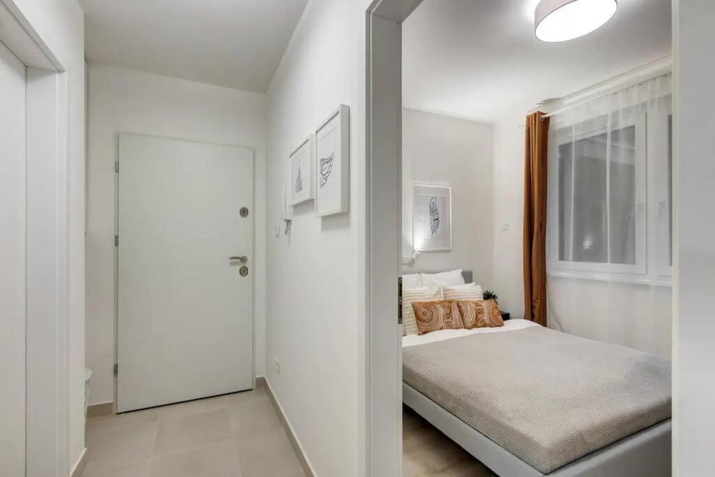 Apartamento Terrace Vista-Modern 2Br Retreat Budapest Exterior foto