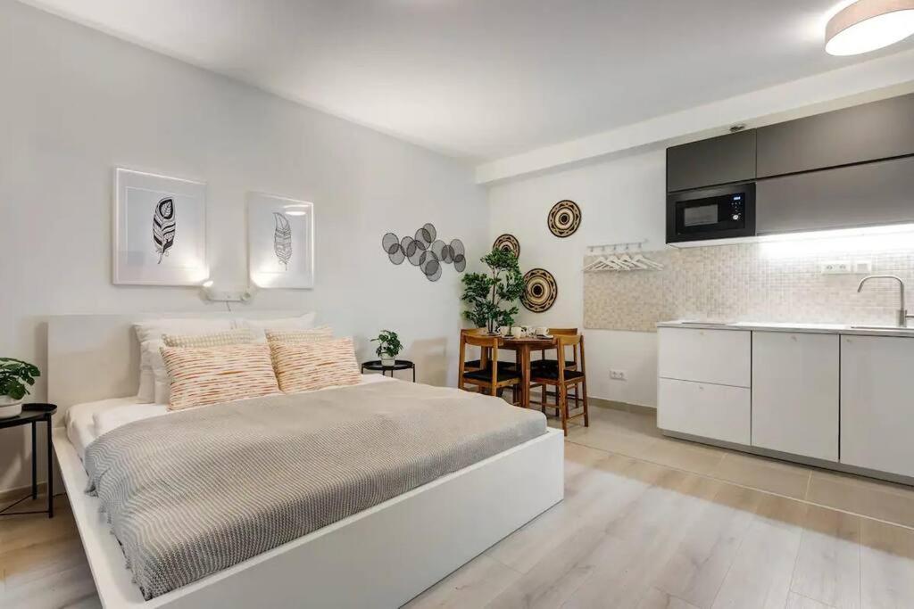 Apartamento Terrace Vista-Modern 2Br Retreat Budapest Exterior foto