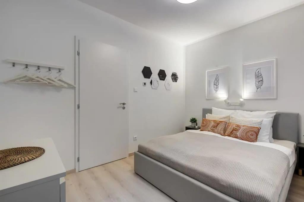 Apartamento Terrace Vista-Modern 2Br Retreat Budapest Exterior foto